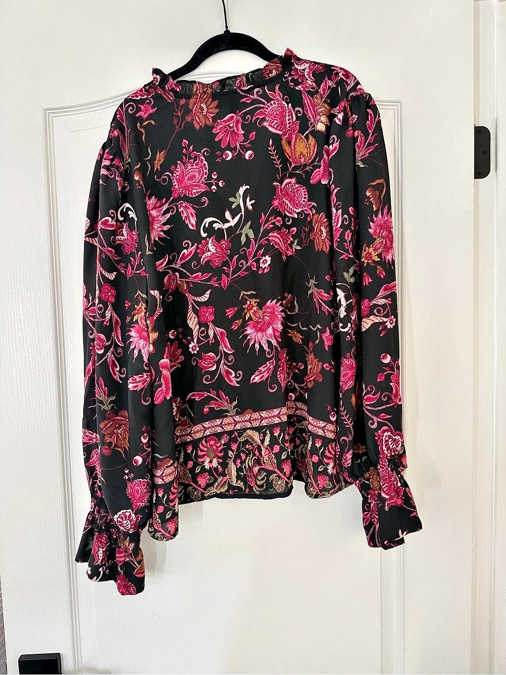 INC International Concepts Floral Ruffle Blouse in Black & Pink Size XXL